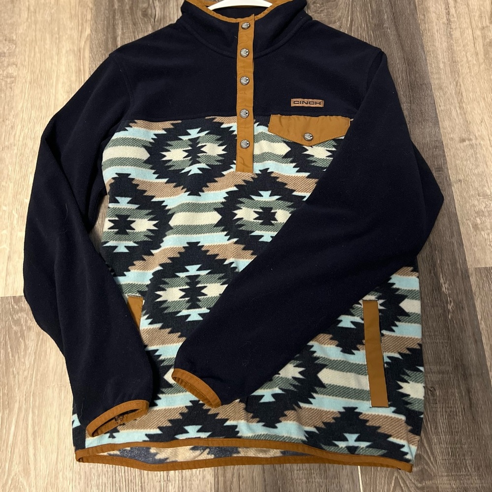 Cinch pullover